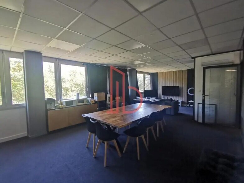 Office in Bruges for lease - Interior Photo - Image 2 of 6