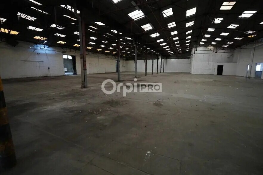 Industrial in Chevigny-Saint-Sauveur for sale - Building Photo - Image 3 of 4
