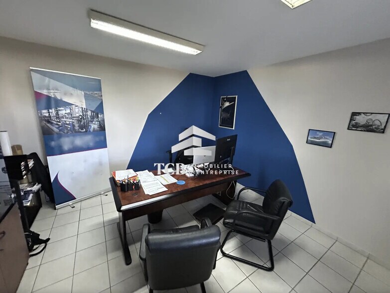 Flex in Nantes for sale - Interior Photo - Image 2 of 11