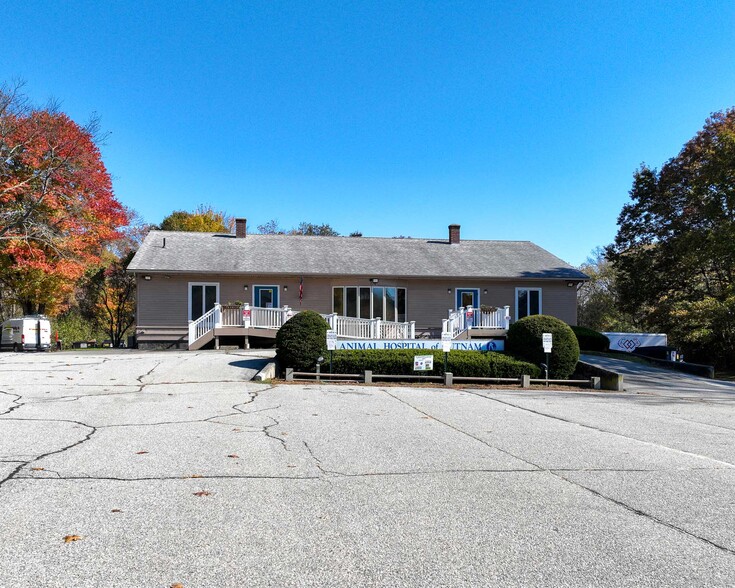 1 Kennedy Dr, Putnam, CT for sale - Primary Photo - Image 1 of 3