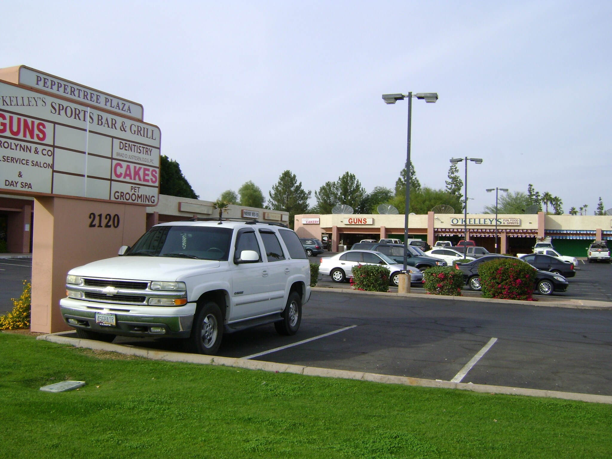2120 W Guadalupe Rd, Mesa, AZ for lease Primary Photo- Image 1 of 12