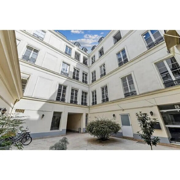 47 Rue De La Chaussee D'Antin, Paris for lease - Building Photo - Image 3 of 13