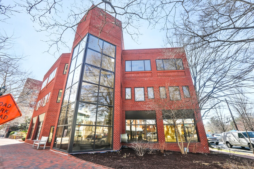 7617 Arlington Rd, Bethesda, MD for lease - Building Photo - Image 2 of 14