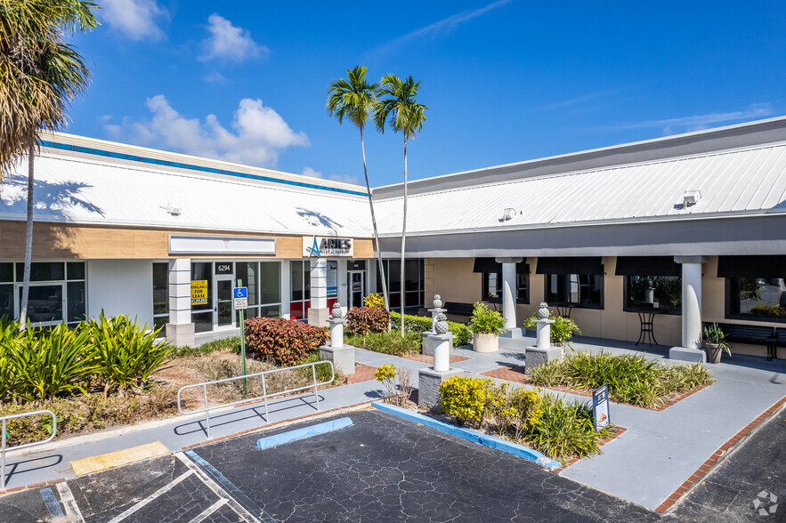 6200 N Federal Hwy, Fort Lauderdale, FL for lease - Building Photo - Image 3 of 7