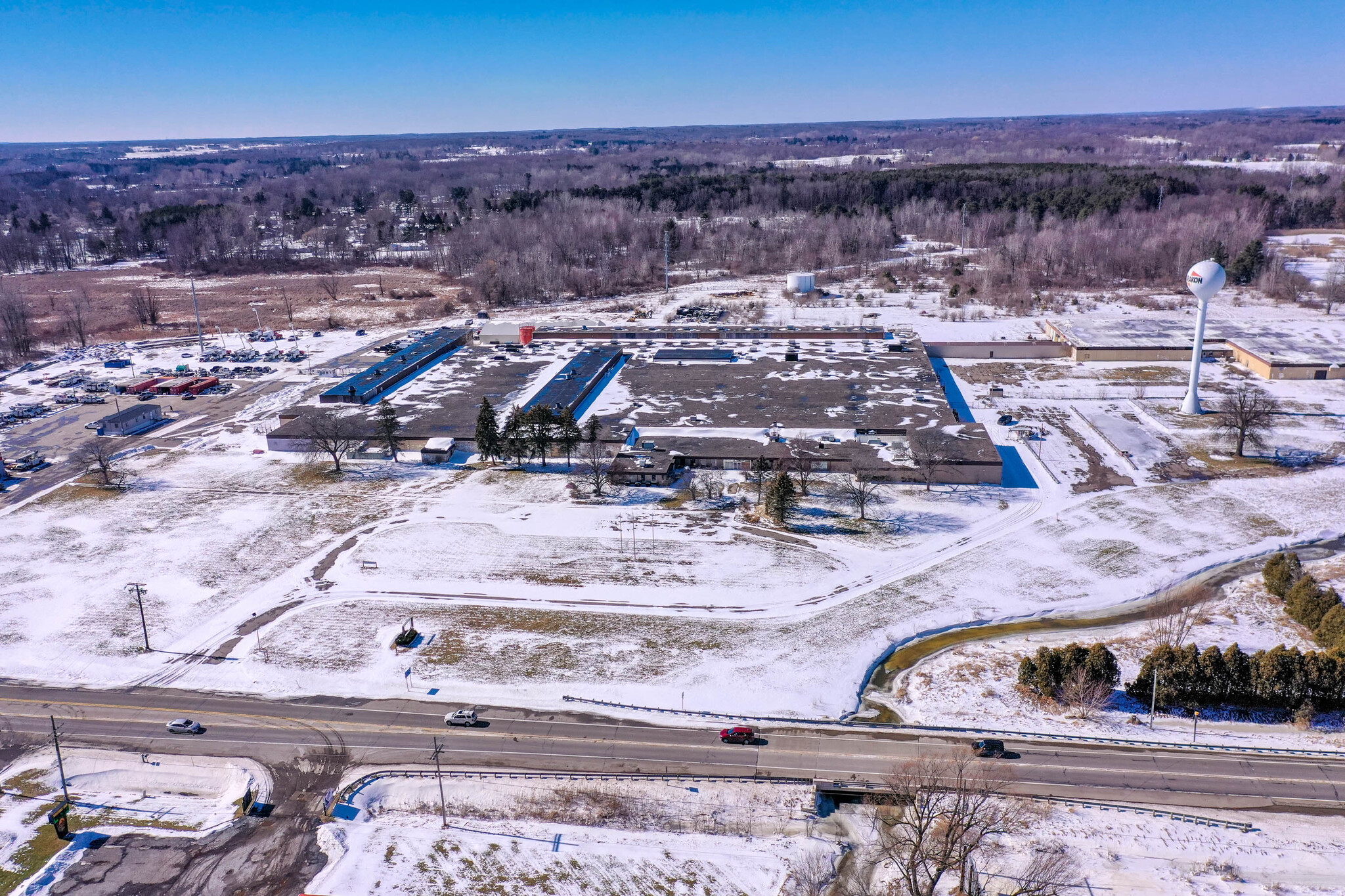 2101-2141 N Lapeer Rd, Lapeer, MI for sale Building Photo- Image 1 of 1