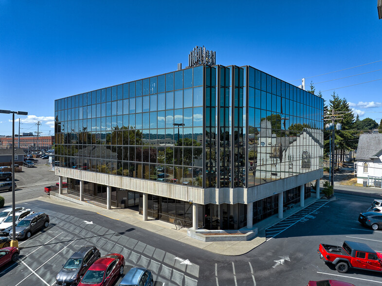 400 Warren Ave, Bremerton, WA for lease - Building Photo - Image 1 of 35