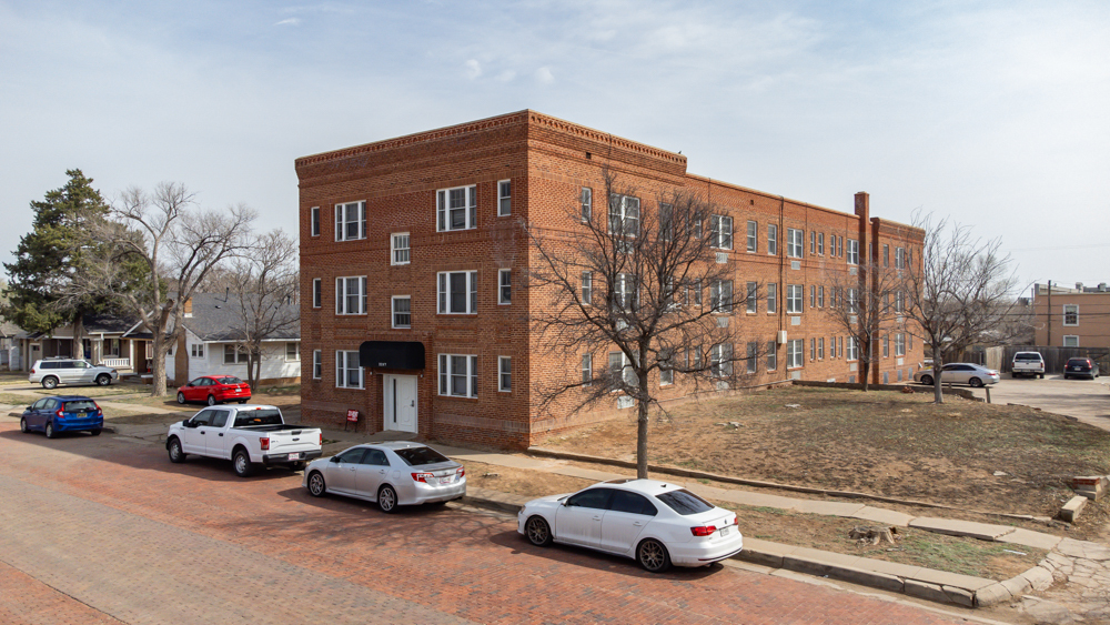 Amarillo Portfolio portfolio of 8 properties for sale on LoopNet.com Building Photo- Image 1 of 14