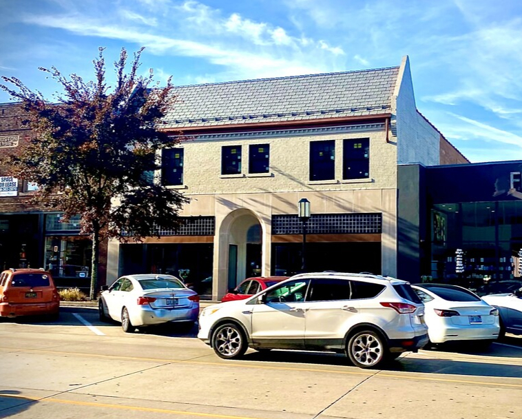 239 N Old Woodward Ave, Birmingham, MI for lease Building Photo- Image 1 of 3