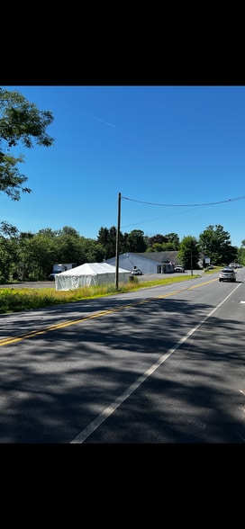 964 Killingworth rd, Higganum, CT for sale - Building Photo - Image 3 of 5