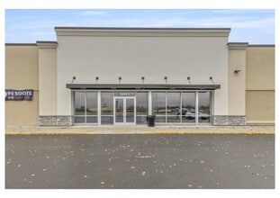 2901 E Lincoln Way, Sterling, IL for lease Building Photo- Image 1 of 1