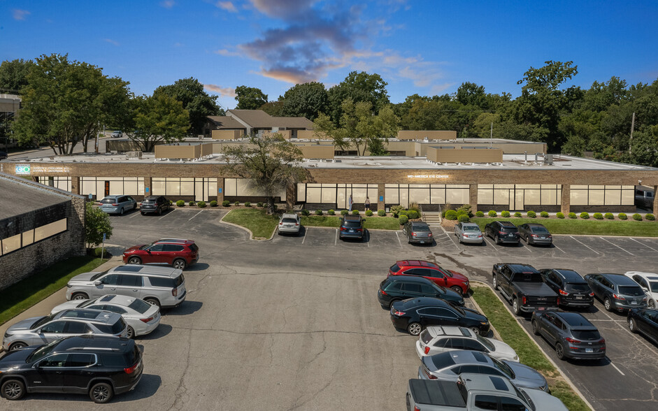 Eye and Surgery Center Portfolio portfolio of 2 properties for sale on LoopNet.com - Building Photo - Image 1 of 4