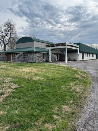 More details for 111 Aiken St, Hope, IN - Office, Flex for Lease