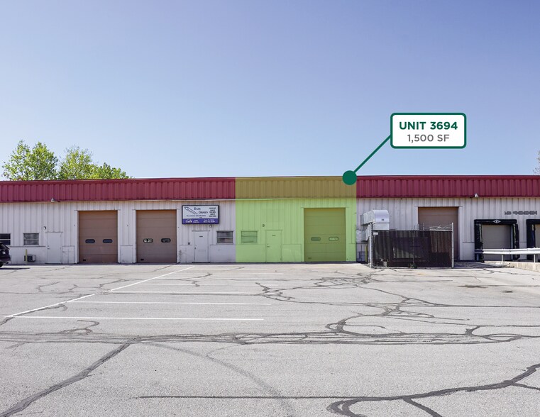 3674-3736 N Wells St, Fort Wayne, IN for lease - Building Photo - Image 1 of 1