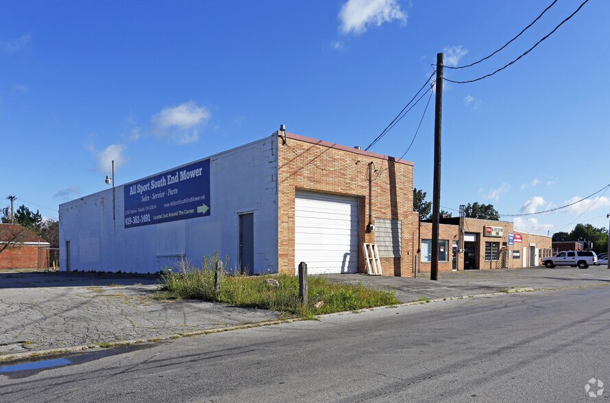 2248 Tedrow Rd, Toledo, OH for sale - Primary Photo - Image 1 of 1