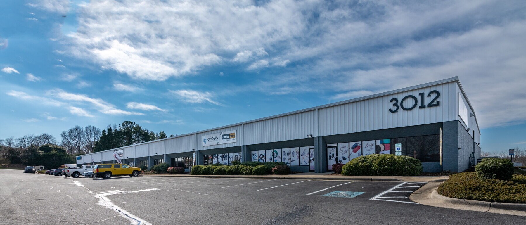 3012 S Elm Eugene St, Greensboro, NC 27406