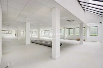 60 Rue Etienne Dolet, Malakoff for lease Interior Photo- Image 1 of 6