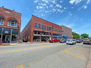 110 W Central Ave, Bentonville, AR for lease Building Photo- Image 1 of 2