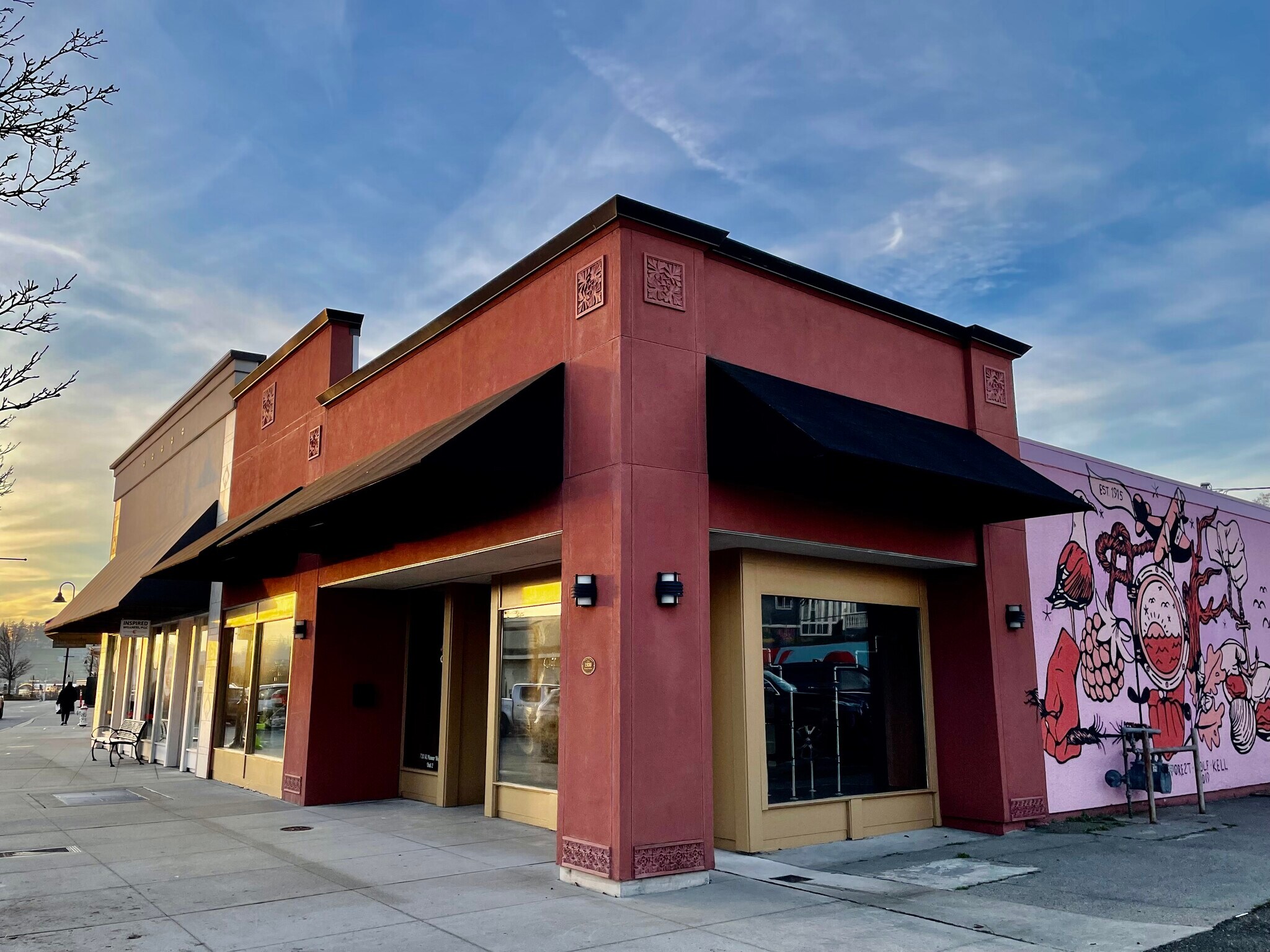 720 SE Pioneer Way, Oak Harbor, WA for sale Building Photo- Image 1 of 1