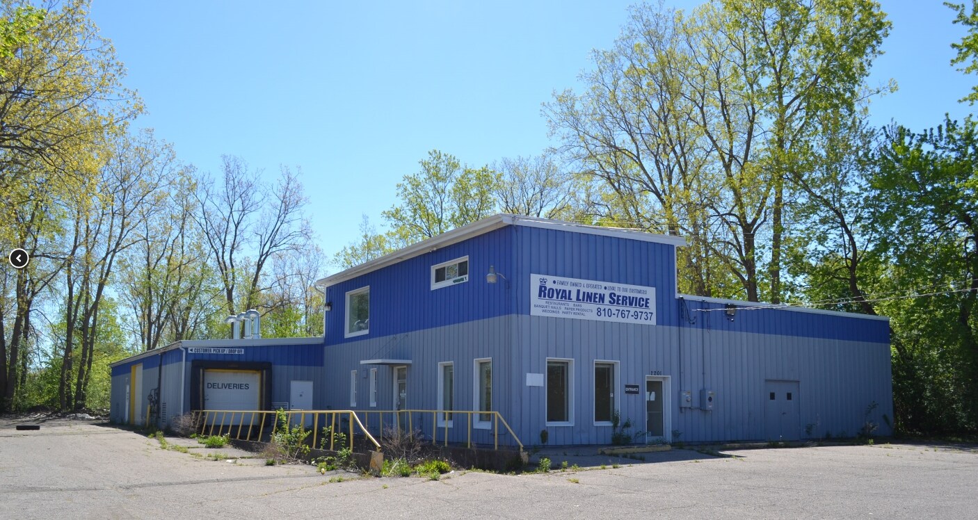2201 S Dort Hwy, Flint, MI for sale Primary Photo- Image 1 of 1