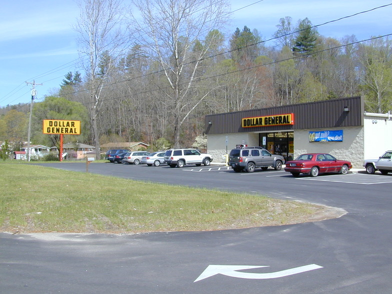 301 New Hendersonville Hwy, Pisgah Forest, NC for sale - Primary Photo - Image 1 of 1