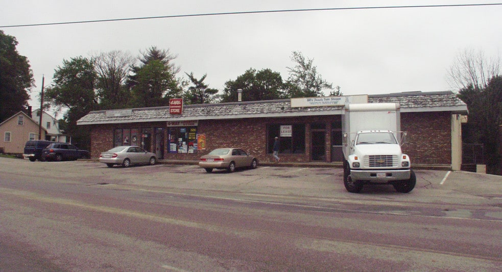 408-414 Center St, Randolph, MA for lease - Building Photo - Image 3 of 8