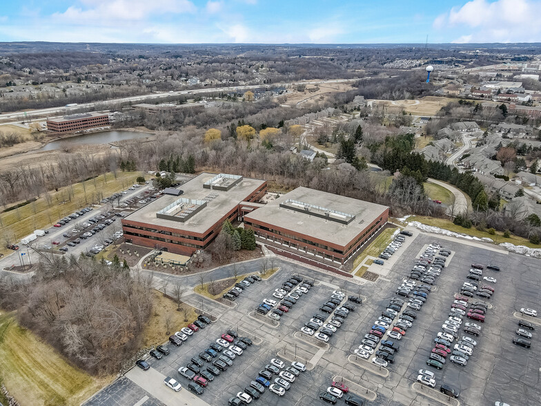 255 Fiserv Dr, Brookfield, WI for sale - Aerial - Image 3 of 8