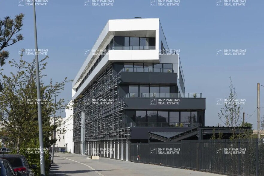 395 Rue Courtois, Lille for lease - Building Photo - Image 2 of 21