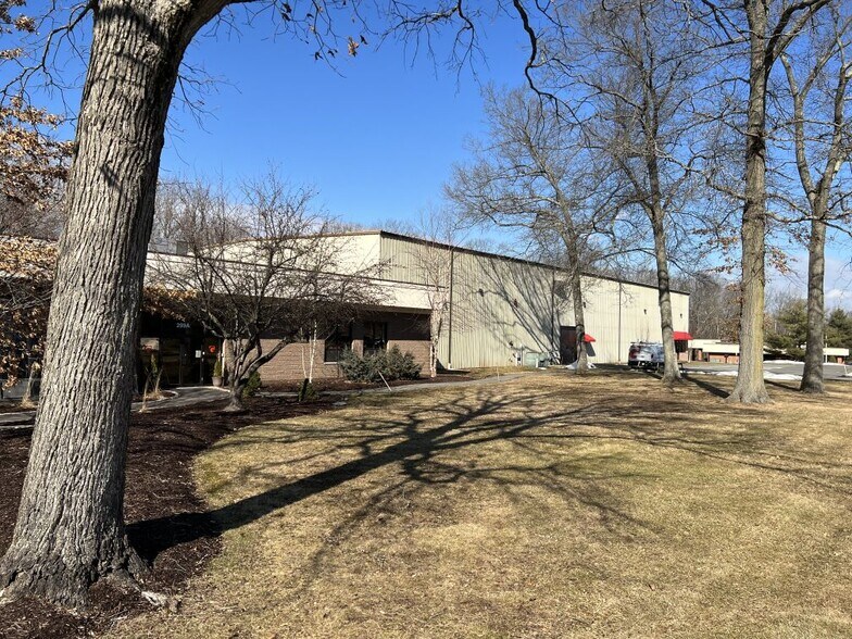 299 Industrial Park Rd, Middletown, CT 06457