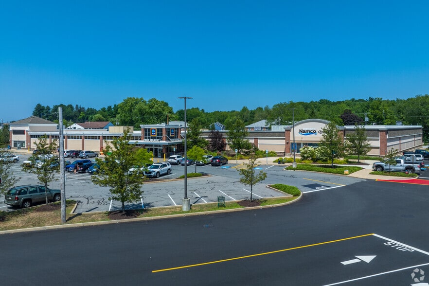 539 S Broadway, Salem, NH for lease - Primary Photo - Image 1 of 2