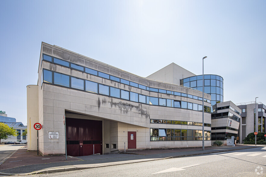 6 Rue Olof Palme, Clichy for lease - Building Photo - Image 2 of 3