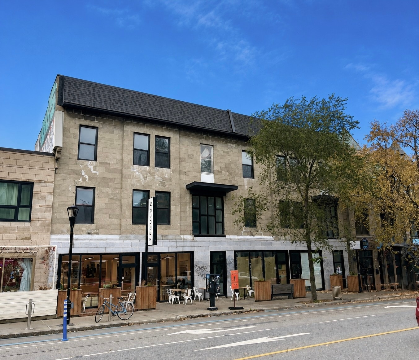 3999-4001 Rue Saint-Denis, Montréal, QC for lease Building Photo- Image 1 of 5