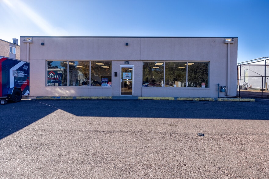 2217 E Boulder St, Colorado Springs, CO for lease - Building Photo - Image 2 of 19