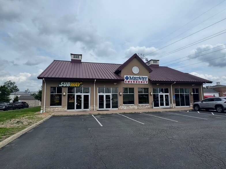 5346-5352 N Hamilton Rd, Columbus, OH for lease - Building Photo - Image 1 of 1