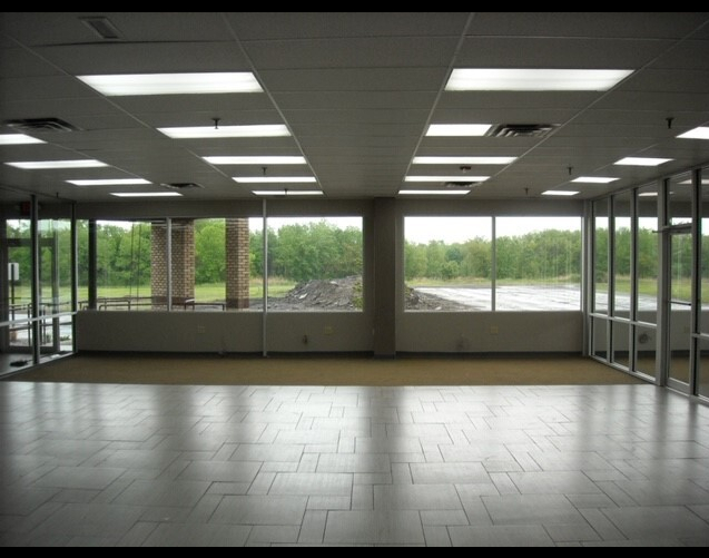 105 McLaughlin Rd, Rochester, NY for lease - Interior Photo - Image 3 of 6