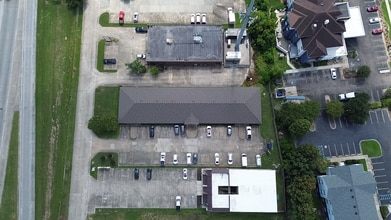 8146 One Calais Pl, Baton Rouge, LA for lease Aerial- Image 2 of 7