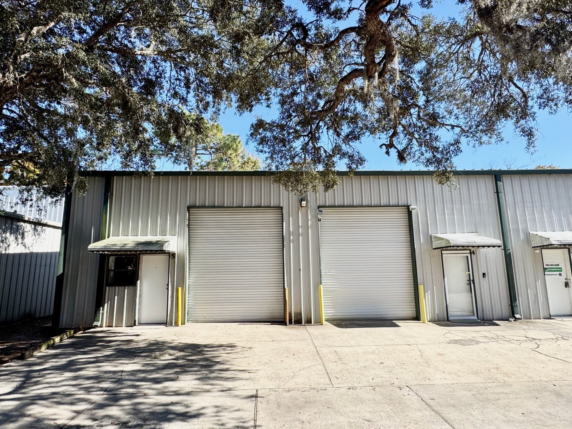 11631 Columbia Park Dr E, Jacksonville, FL for lease Primary Photo- Image 1 of 7