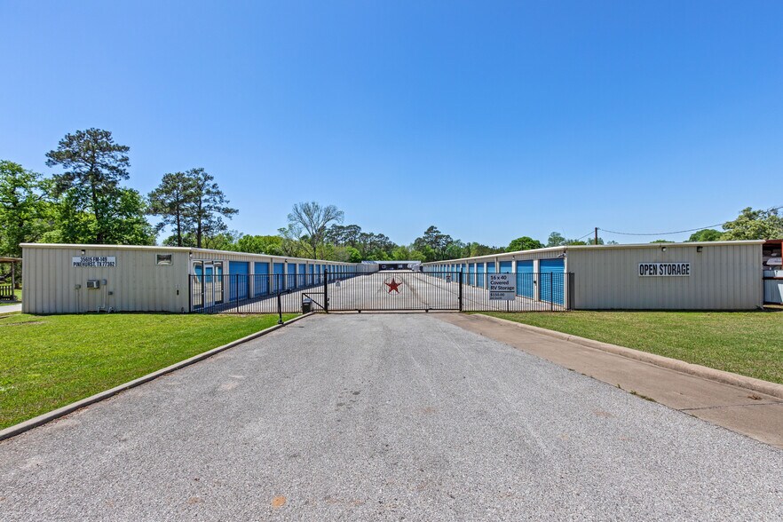 35615 FM 149, Pinehurst, TX 77362