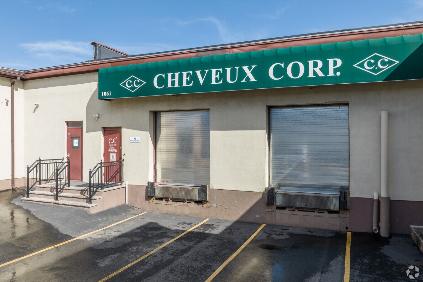 1061 Slocum Ave, Ridgefield, NJ 07657