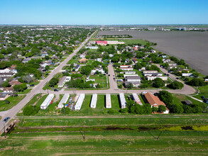 1001 John Wayne Dr, Robstown, TX - aerial  map view - Image1