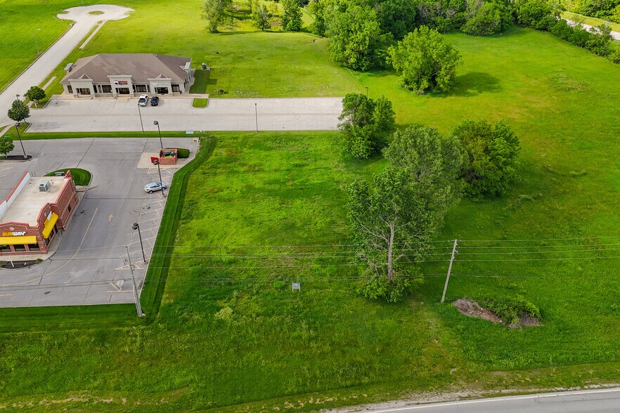 Irongate Ct., Peculiar, MO 64078 (Peculiar) ABSOLUTE 0.76 +/ Acre