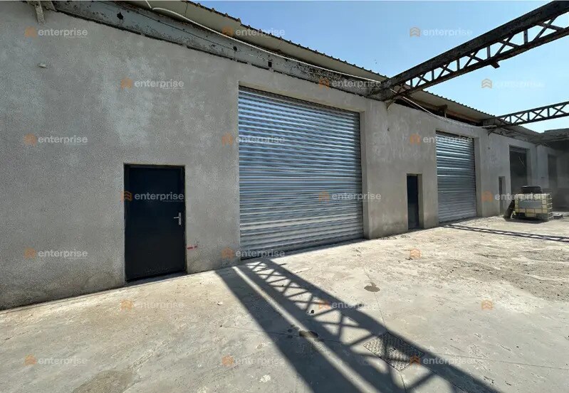 Flex in Roubaix for lease - Building Photo - Image 3 of 4