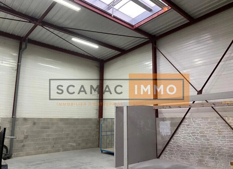 Office in Thorigny-sur-Marne for lease - Interior Photo - Image 2 of 4