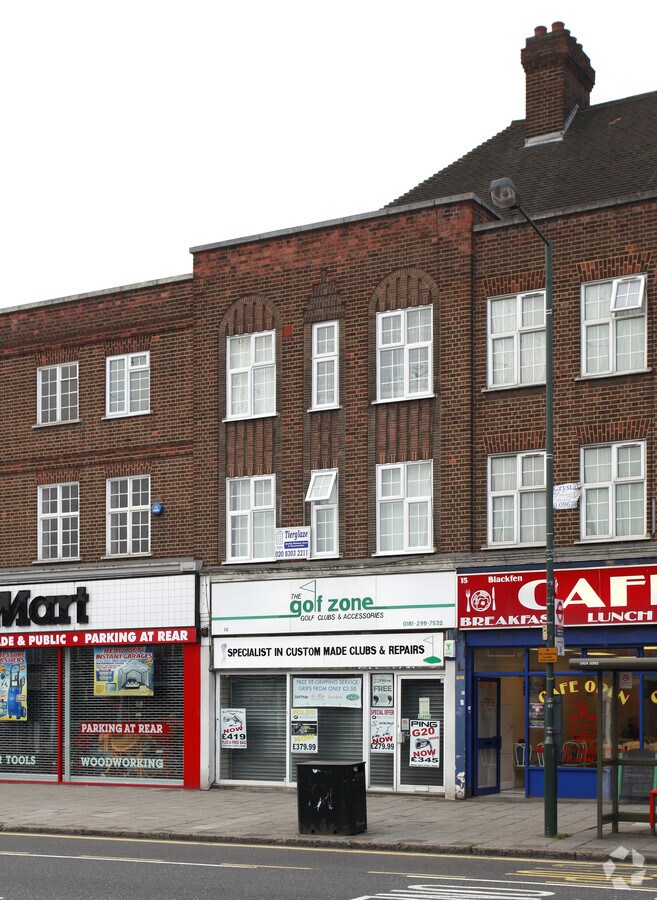 14 Blackfen Rd, Sidcup, LND DA15 9LU