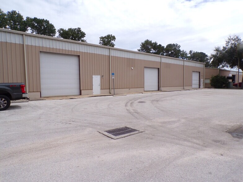 4763 Drane Field Rd, Lakeland, FL for lease - Building Photo - Image 3 of 13