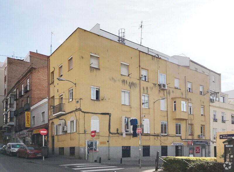 Multifamily in Madrid, Madrid for sale - Building Photo - Image 1 of 3