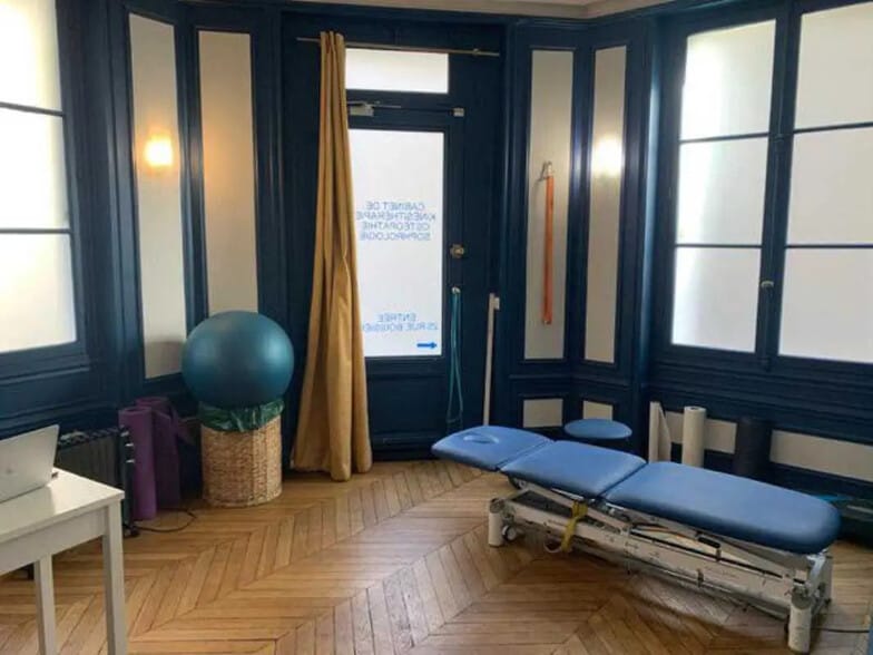 Rue Boissière, Paris for lease - Interior Photo - Image 3 of 8