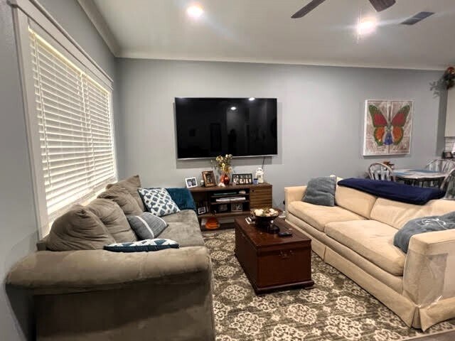 Multi Family- 5 units in Bullard, TX portfolio of 2 properties for sale on LoopNet.com - Interior Photo - Image 2 of 33