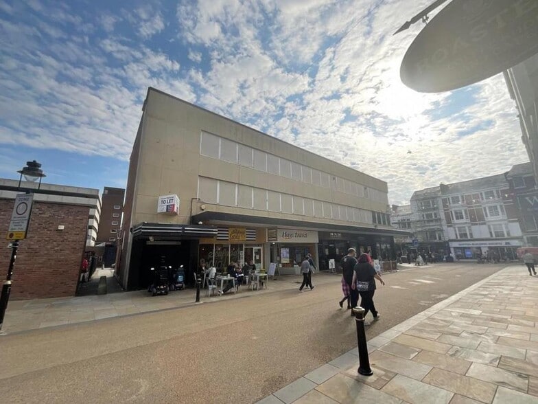 1-9 Aberdeen Walk, Scarborough for lease - Building Photo - Image 2 of 7