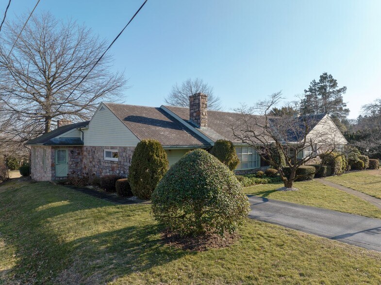 7 E 37th St, Reading, PA 19606