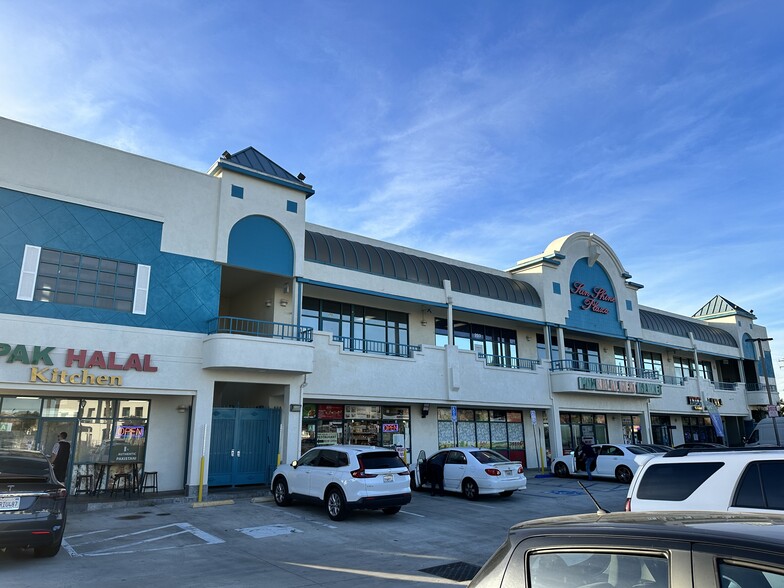 18743 Pioneer Blvd, Artesia, CA for lease - Building Photo - Image 2 of 3